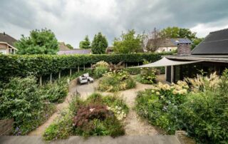 Tuin met veel bloemen project LipsGroen